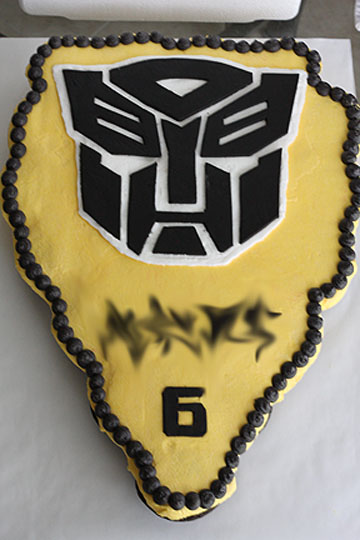 Transformers Bumblebee Cupake Cake